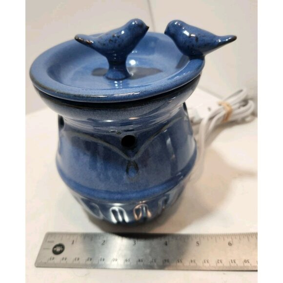 Ceramic Blue with Bird Bath and Birds Wax Melts Aromatherpy Warmer - Picture 13 of 13
